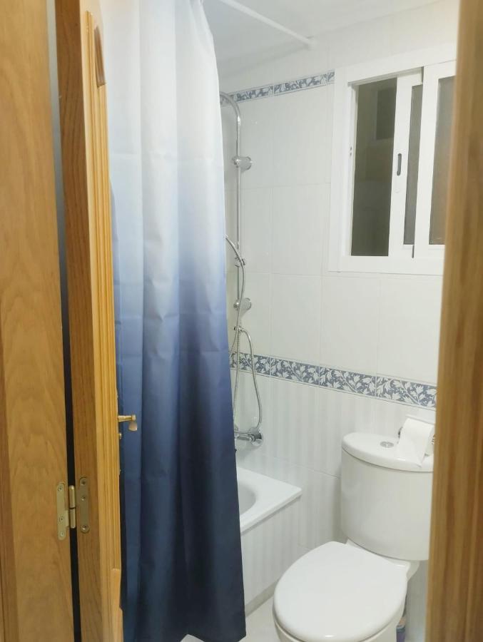 Torrevieja 2 Bedroom Holiday Apartment Bagian luar foto