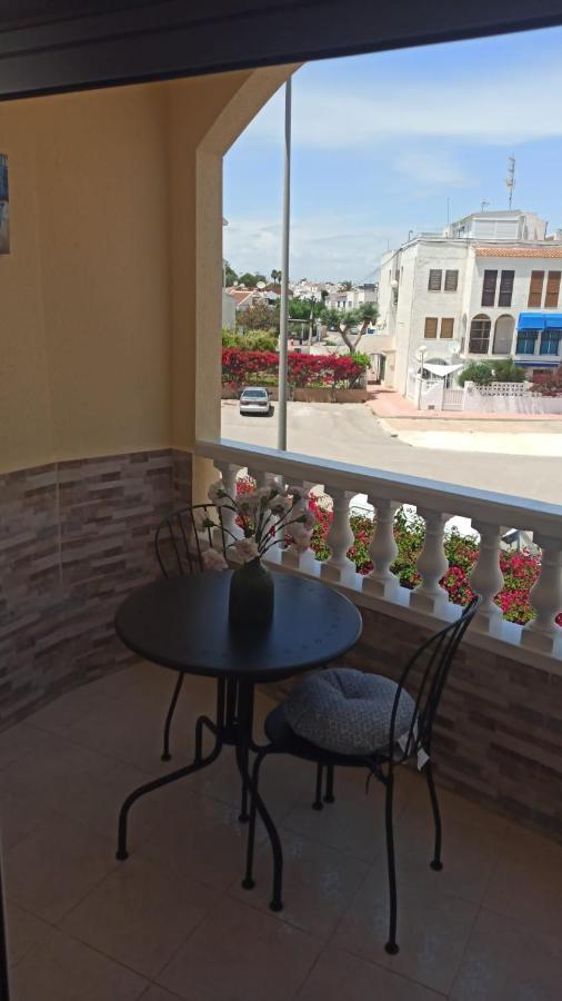 Torrevieja 2 Bedroom Holiday Apartment Bagian luar foto
